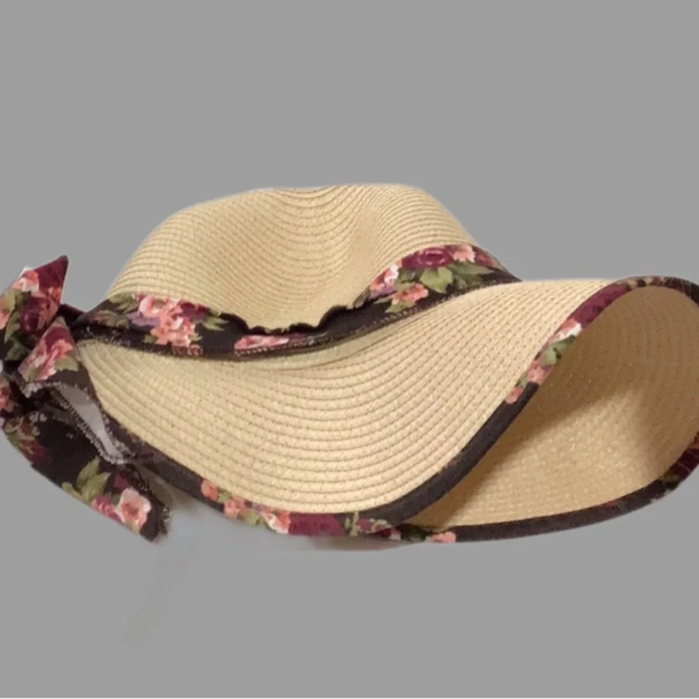 NEW Royal Road Beach Hat, Wide Front Brim, Tie Bow Back, Packable, Cream Color - Picture 5 of 10